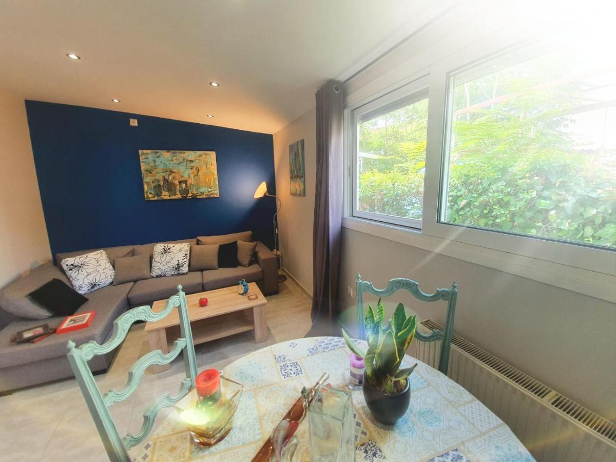 Ilias' Cosy And Relaxing Apartment Athena Bagian luar foto