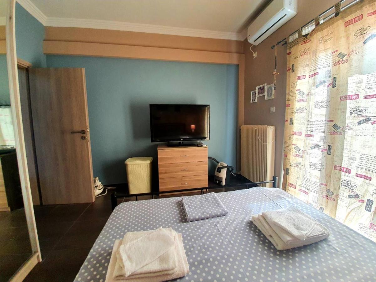 Ilias' Cosy And Relaxing Apartment Athena Bagian luar foto