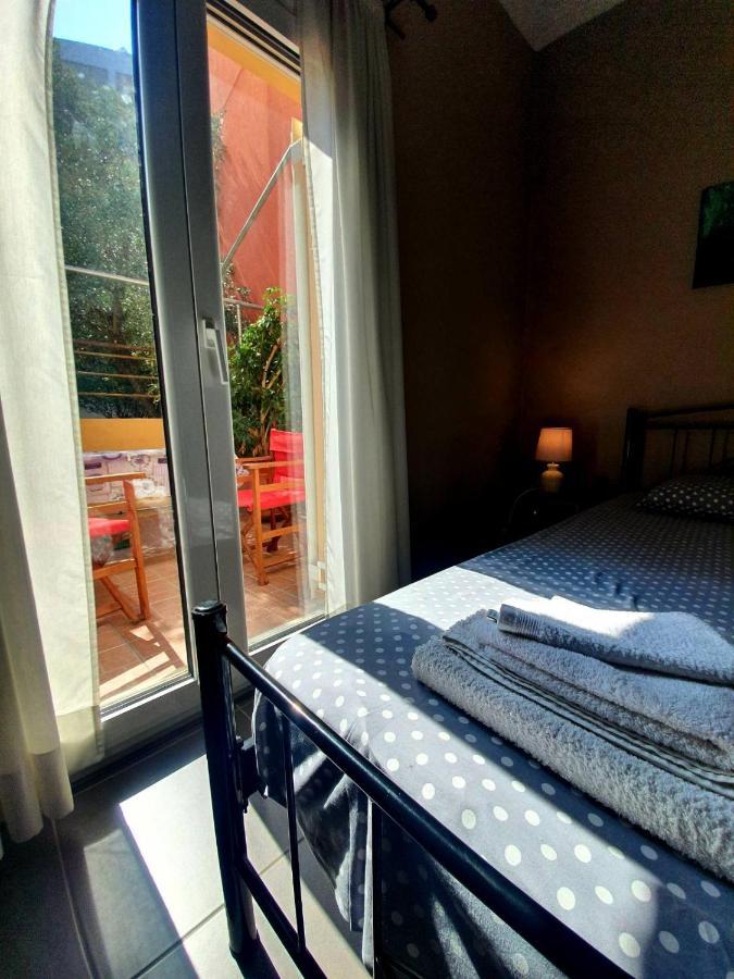 Ilias' Cosy And Relaxing Apartment Athena Bagian luar foto
