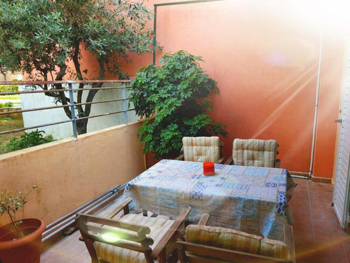 Ilias' Cosy And Relaxing Apartment Athena Bagian luar foto